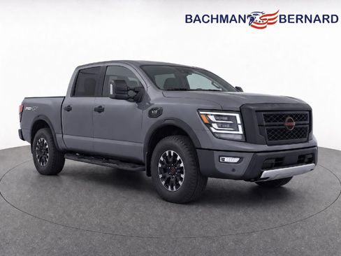 Used 2024 Nissan Titan PRO-4X w/ Pro-4x Convenience Package AWD/4WD image 1