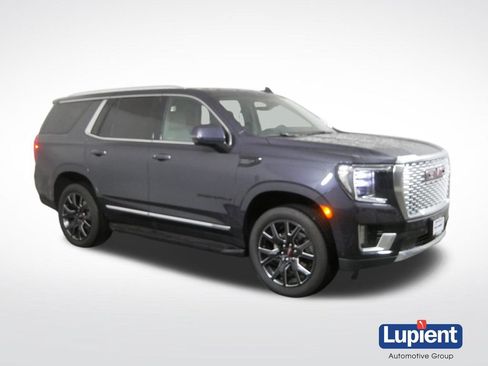 Used 2024 GMC Yukon Denali w/ Advanced Technology Package AWD/4WD image 1