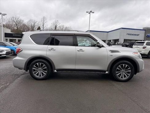Used 2020 Nissan Armada SL w/ Premium Package image 12