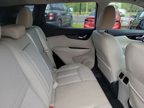 Used 2022 Nissan Rogue Sport SL image 33