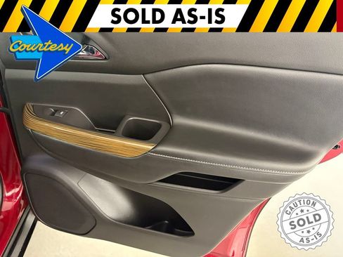 Used 2020 GMC Acadia SLE w/ Driver Convenience Package FWD image 40