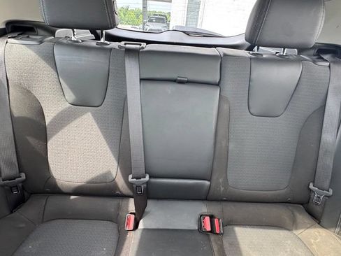 Used 2020 Buick Encore GX Select w/ Experience Buick Package FWD image 23
