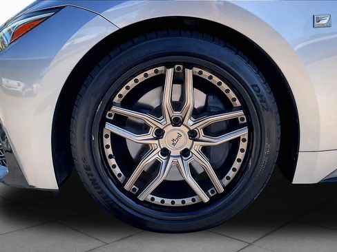 Used 2021 Lexus IS 350 F Sport w/ Dynamic Handling Package RWD image 10