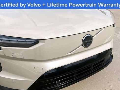 Certified 2025 Volvo EX90 Plus AWD/4WD image 39