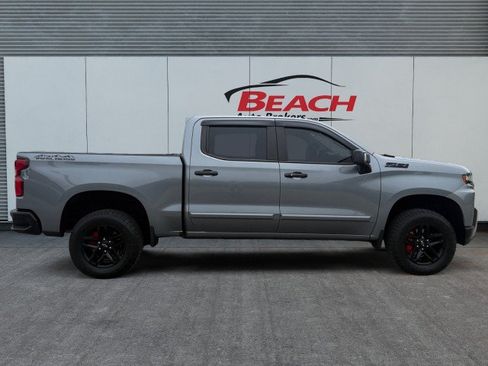 Used 2021 Chevrolet Silverado 1500 LT Trail Boss w/ Convenience Package II AWD/4WD image 9
