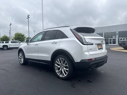Used 2019 Cadillac XT4 Sport w/ Cold Weather Package AWD/4WD image 5