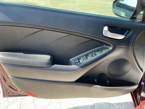 Used 2018 Kia Forte LX w/ LX Popular Package FWD image 18
