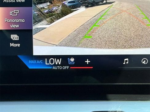 Certified 2025 BMW 530i xDrive w/ Premium Package image 19