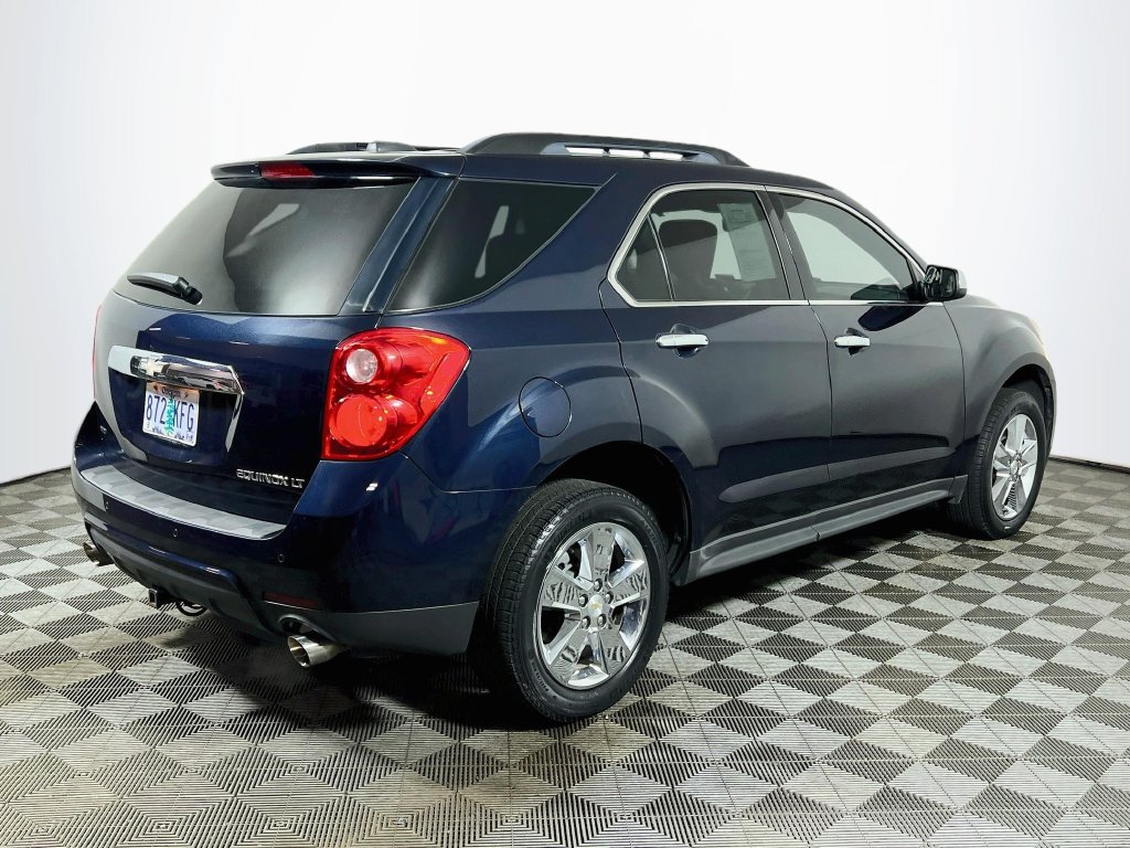 Used 2015 Chevrolet Equinox LT w/ Chrome Appearance Package AWD/4WD image 7
