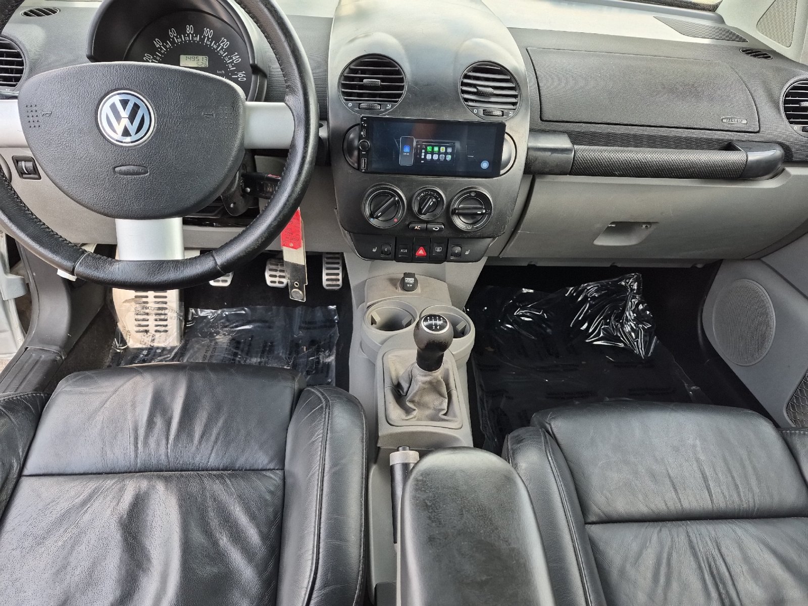 Used 2002 Volkswagen Beetle Sport FWD image 12