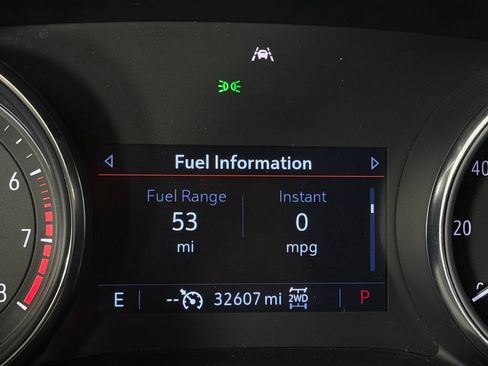 Used 2021 Buick Encore GX Essence AWD/4WD image 16
