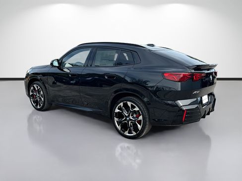New 2026 BMW X2 xDrive28i w/ Technology Package AWD/4WD image 5