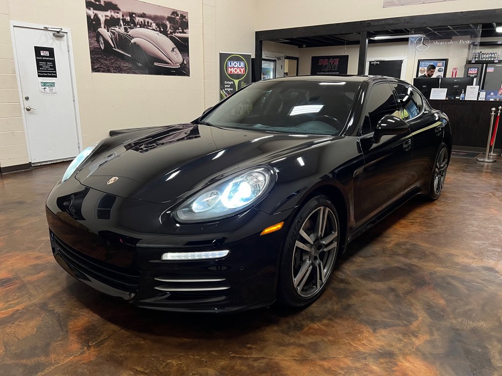 Used 2014 Porsche Panamera 4 AWD/4WD image 5