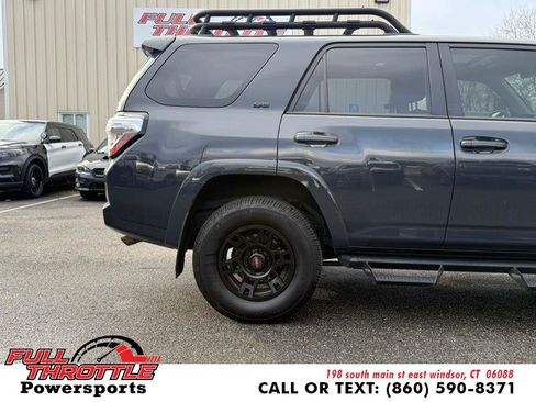 Used 2024 Toyota 4Runner SR5 Premium w/ Moonroof Package AWD/4WD image 32