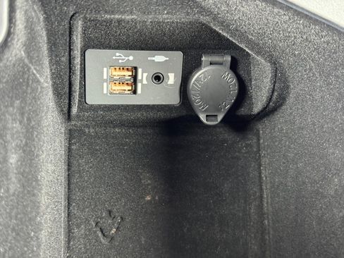 Used 2023 Lexus IS 500 RWD image 35