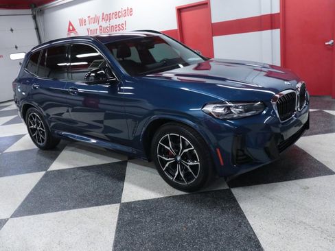 Used 2022 BMW X3 M40i image 3