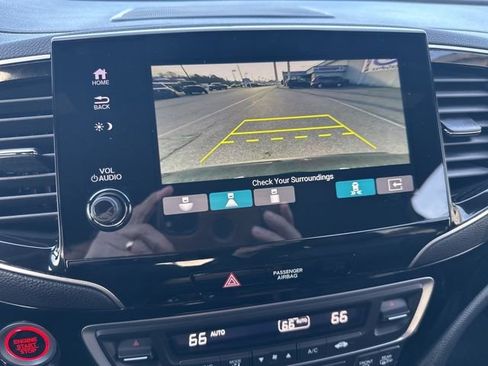 Certified 2025 Honda Passport Black Edition image 30