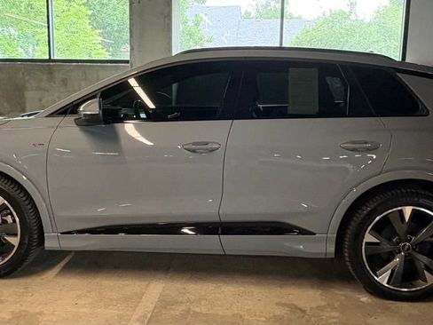Used 2024 Audi Q4 e-tron Premium w/ Convenience Package AWD/4WD image 2
