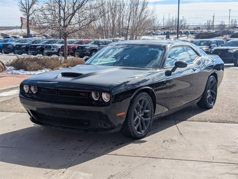Used 2023 Dodge Challenger R/T image 8