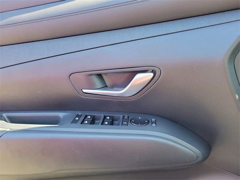 Certified 2025 Hyundai Tucson SEL image 31