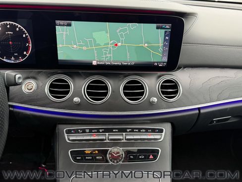 Used 2018 Mercedes-Benz E 400 4MATIC Wagon image 21