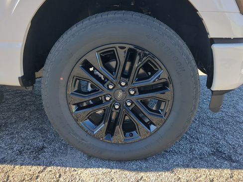 New 2025 Ford F150 Lariat w/ Equipment Group 501A Mid image 9