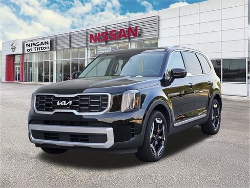 Used 2025 Kia Telluride S FWD image 8