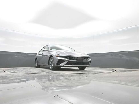 New 2026 Hyundai Elantra Blue image 13