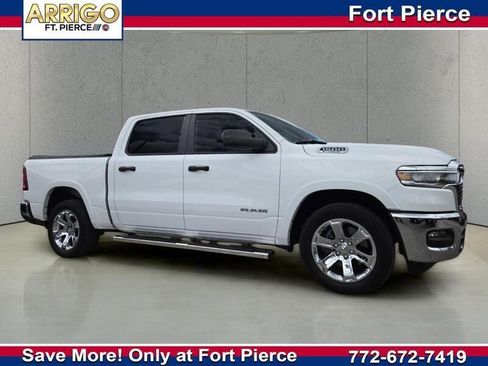 Used 2025 RAM 1500 Big Horn RWD image 30