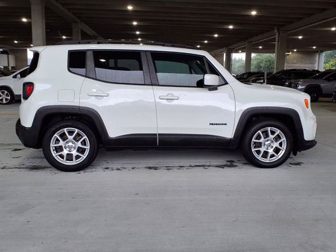 Used 2021 Jeep Renegade Latitude FWD image 27