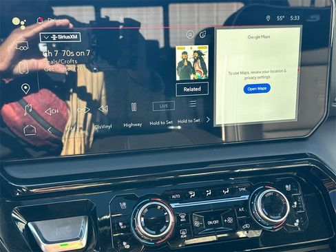 Used 2025 GMC Sierra 1500 AT4X image 30