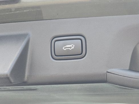 Used 2025 Hyundai Tucson SEL FWD image 13