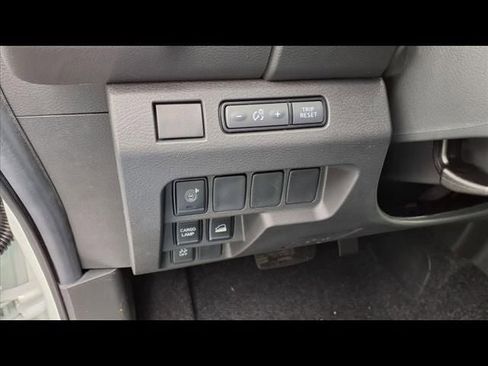 New 2025 Nissan Frontier SV image 17