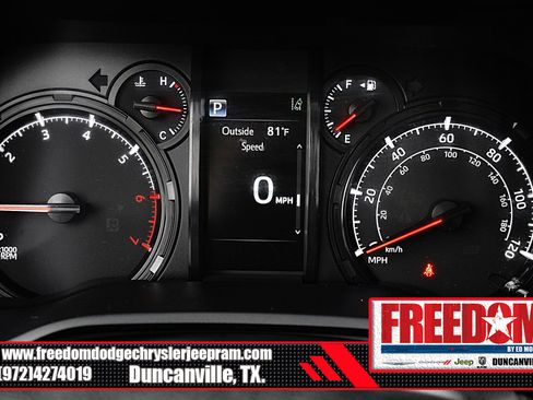 Used 2022 Toyota 4Runner SR5 Premium w/ Moonroof Package AWD/4WD image 30