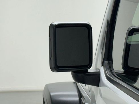 Used 2020 Jeep Wrangler Sport AWD/4WD image 38