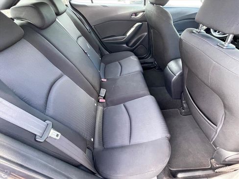 Used 2016 MAZDA MAZDA3 i Sport FWD image 24