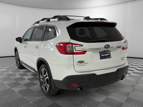 Used 2024 Subaru Ascent Touring AWD/4WD image 3