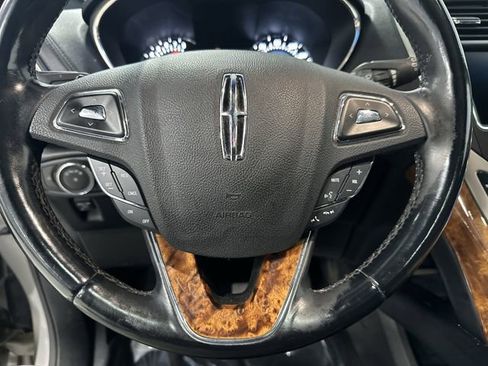 Used 2016 Lincoln MKX Reserve w/ Climate Package image 16