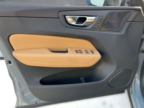 Used 2023 Volvo XC60 B5 Ultimate w/ Protection Package Premier image 20