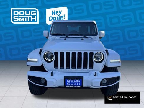 Used 2021 Jeep Wrangler Unlimited Sahara AWD/4WD image 8