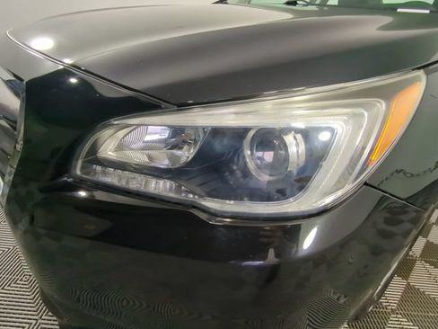 Used 2017 Subaru Legacy 2.5i Premium AWD/4WD image 44