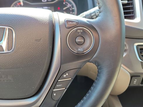 Certified 2018 Honda Pilot EX-L image 10