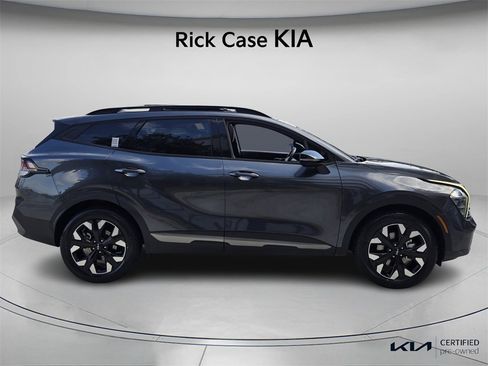 Certified 2023 Kia Sportage X-Line w/ X-Line Premium Package image 4