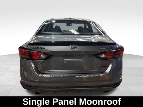 Used 2022 Nissan Altima 2.5 SR w/ Midnight Edition Package image 4