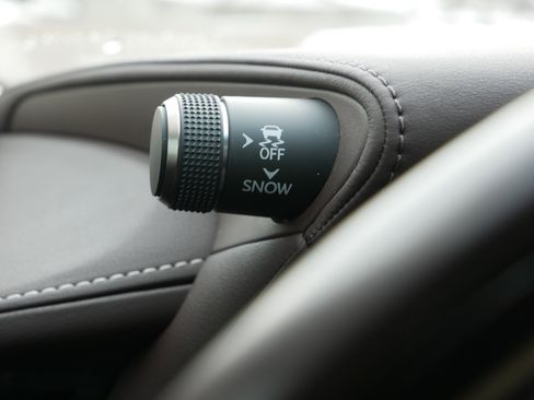 Used 2020 Lexus LS 500 AWD image 22