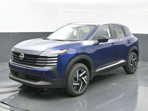 New 2026 Nissan Kicks SV w/ SV Premium Package image 1