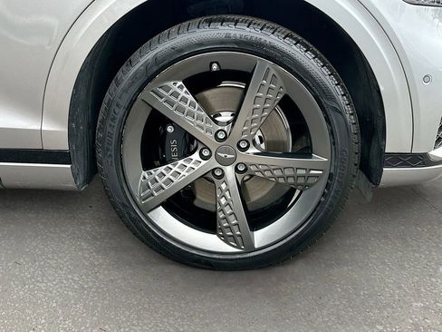 Used 2023 Genesis GV70 2.5T w/ Sport Prestige Package image 33