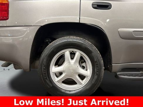 Used 2005 GMC Envoy SLE w/ Sle Preferred Equipment Group image 35