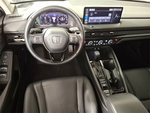Used 2024 Honda Accord EX-L image 2