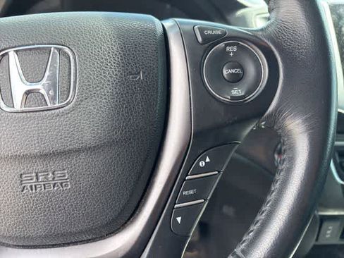 Used 2017 Honda Ridgeline RTL-T image 12